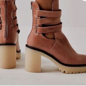 Free People Size 6 Jesse Cutout Boot  English Tan 36.5 Strappy Chunky